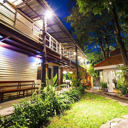 Smile House Boutique Hotel Chiang Mai Exterior foto